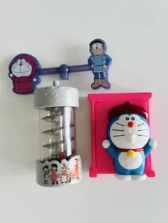 ハッピーセット　ドラえもん　どこでもドア　ビーズタワー　マクドナルド　絵世界物語