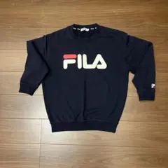 FILA ネイビー ロゴ入り トレーナー