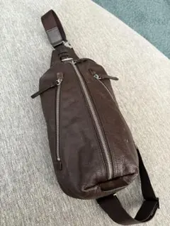 COACH トンプソン ボディバッグ ショルダーバッグ レザー