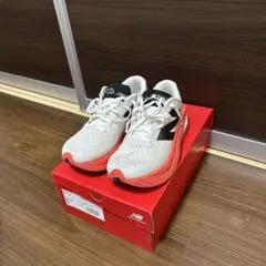 New Balance FuelCell Trainer V3 （25.5cm）