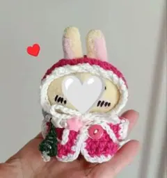 ちいかわ お座りぬいぐるみ サンタさん風 ツリーチャーム うさぎ用
