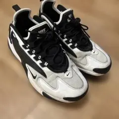 スニーカー白