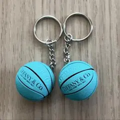 Tiffany & Co. x Spalding バスケットボール キーホルダーのサムネイル