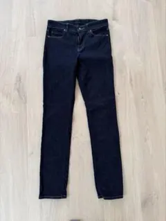 UNIQLO 濃紺 スキニーデニム 26/63.5cm