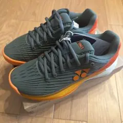 テニスシューズ 23.5