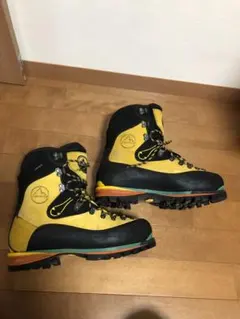 Item thumbnail for item 4e934b1a-6e6a-49d1-a0b0-adf421d2b625