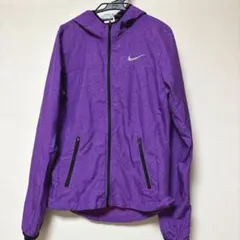 ナイキNIKE ウィンドブレーカー