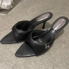 GUCCI ミュール ブラック GGキャンバス 34C - メルカリ
