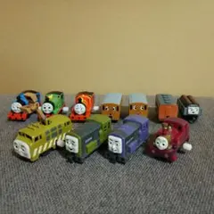 ☆ カプセルプラレール トーマス マジックレールロード セット☆