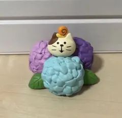 デコレ コンコンブル 紫陽花ひょっこり猫