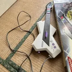 コナミ ギターフリークスコントローラー ホワイト 箱付き