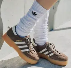 Item thumbnail for item 7272bd4a-c218-4582-8e73-19f109771c9e