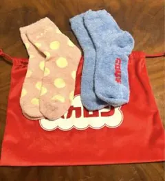 ホカロン 靴下 ソックス 保温 防寒 あったか 冷え 2足セット　ポーチ付き