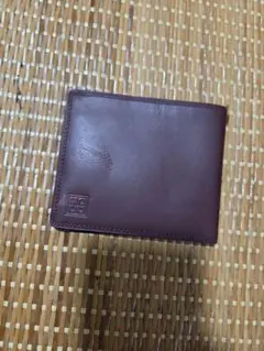 Givenchy 二つ折り財布 ボルドー キズありのサムネイル