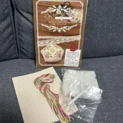 藤久　クロスステッチのピンクッション　針山　刺しゅう作成キット