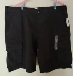 新品未使用　大きいサイズ　GAP　ハフパンツ