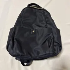 ブラック　ナイロンリュック
