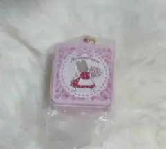 クッキー缶チャーム　サンリオ　マロンクリーム