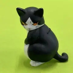 グレネコ2 ハチワレのサムネイル