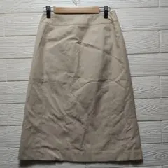 美品 自由区 AREA FREE タイトスカート ベージュ 36 オンワード樫山のサムネイル