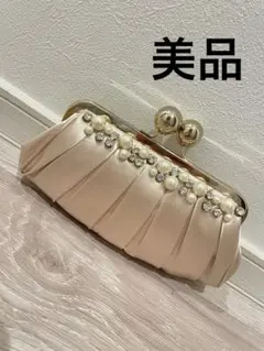 ベージュ サテン パーティーバッグ クラッチ がま口タイプ