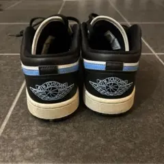 Air Jordan ローカットスニーカー 黒/白/青