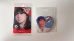 TWICE MOMO トレカ&缶バッチ