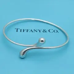 ✨希少✨極上美品【正規品】ティファニー ティアドロップ バングル ブレスレットのサムネイル