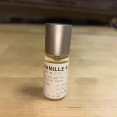 ルラボ ヴァニーユ44 15ml Le Labo Vanille 44 (Paris City Exclusive) Sample – DecantPlanet