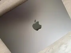 Apple MacBook Air M2 13インチ　スペースグレイ