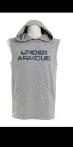 アンダーアーマー　フード付きベスト