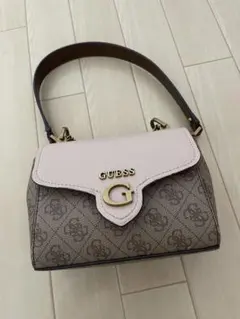 GUESS ショルダーバッグ ベージュ/ピンク
