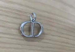 新品　DIOR キーホルダーチャームのサムネイル