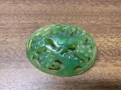 翡翠　ブローチ