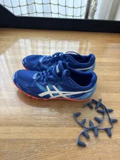 ASICS ランニングスパイク 青 8スパイク