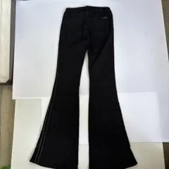 Item thumbnail for item e757bac1-fc40-42db-af85-824833ece8f5