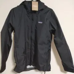 新品未使用　パタゴニア ウィメンズ トレントシェル　3Lジャケット S ブラック