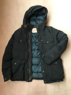 Levi Strauss & Co. ネイビーダウンジャケット