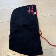 フード付きネックウォーマー 黒と赤