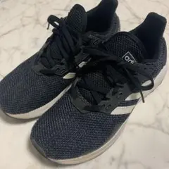 adidas スニーカー(23センチ)