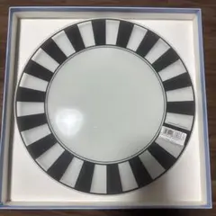 Wedgwood Contrasts Striped ガラス皿 34cmのサムネイル