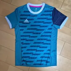 adidas Tシャツ