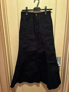 GU /ブラックコットンフレアスカート