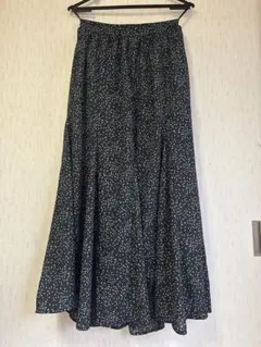 アースミュージック＆エコロジー　花柄マーメイドロングスカート