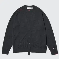 ユニクロ✖️ANYA HINDMARCHメリノオーバーサイズVネックカーディガン