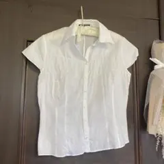 ホワイト 半袖シャツ フロントボタンのサムネイル