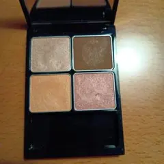 &be パレットアイシャドウ　ファジーネーブル 河北裕介　アンドビー　限定色