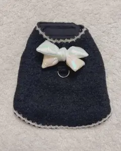 Item thumbnail for item 4e5245b1-9bc8-48f7-96e1-9032b263f9bd