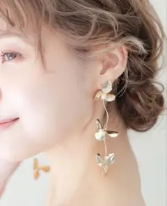 Refinado ブライダルピアス ゴールド 淡水パール