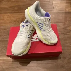 New Balance Fresh Foam 1080ランニングシューズ23cm